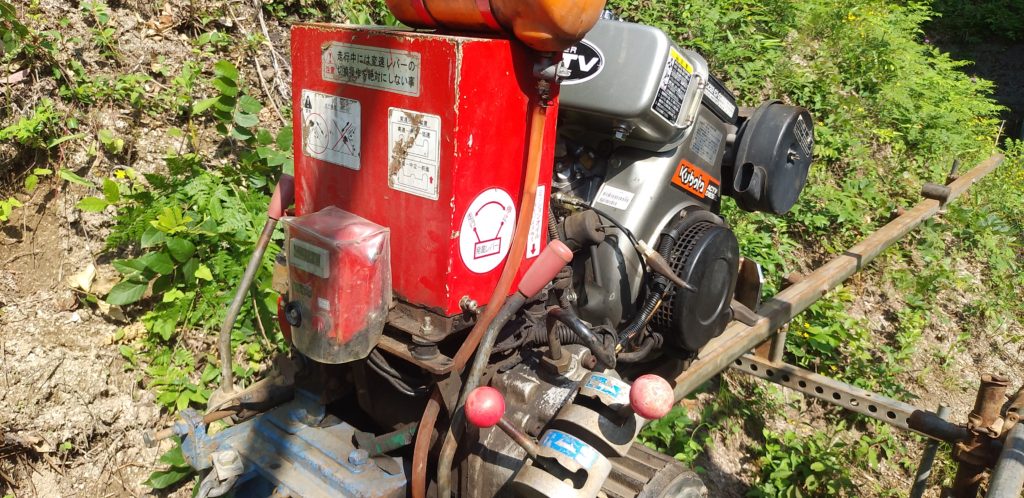 モノレール本体、エンジン